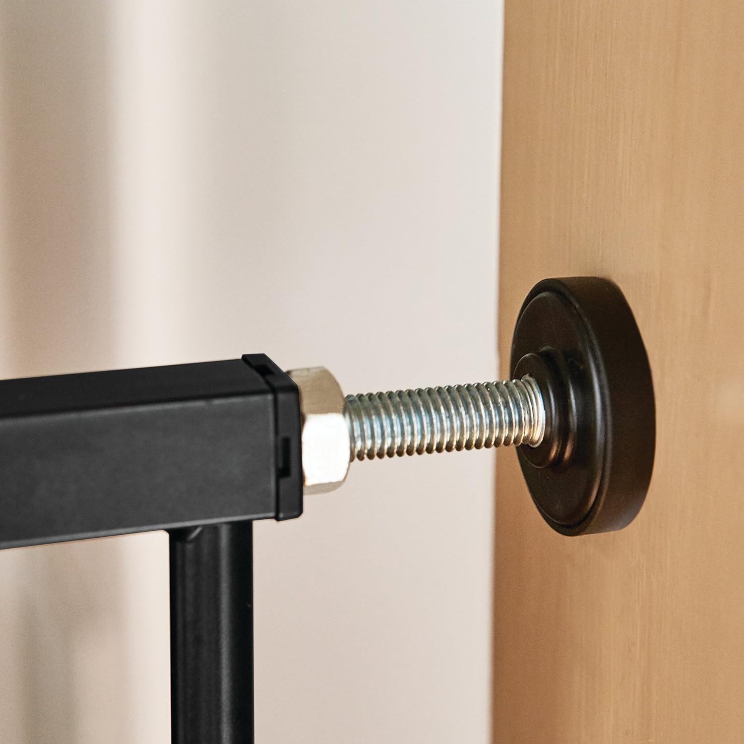 Munchkin Easy Close XL Metal Baby Gate Black